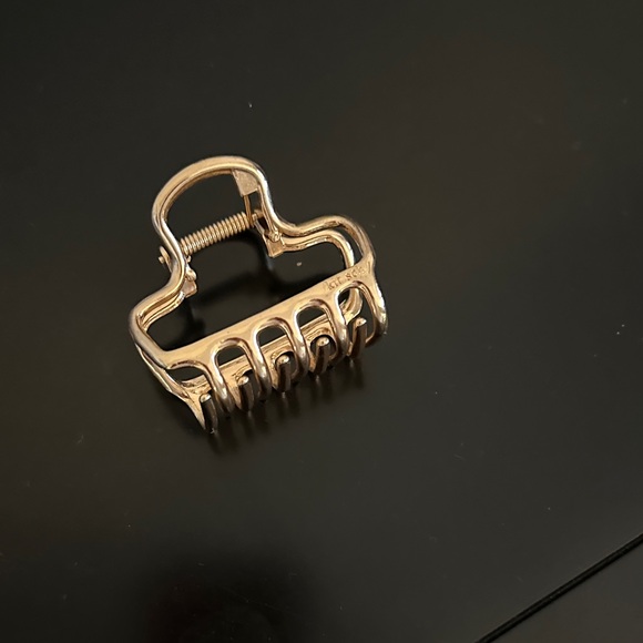 Kitsch Accessories - Kitsch Gold Hair Claw Clip